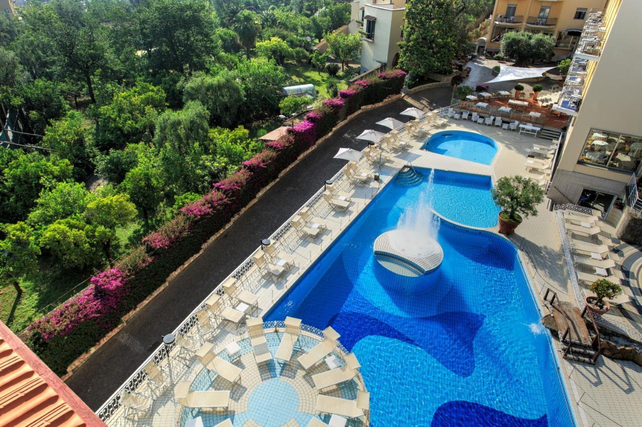 Via Capo Rooms ซอร์เรนโต ภายนอก รูปภาพ